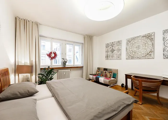 Luxury Apartment Dlouha